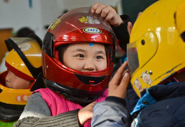 Safety helmets protect preschoolers