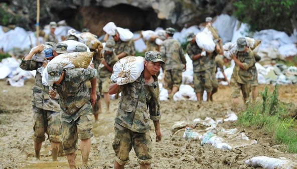 Mud floods village in South China