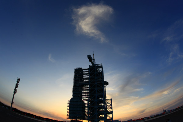 Lauching tower of Shenzhou IX spacecraft