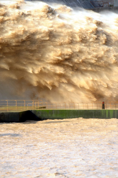 Reservoir water released before flood season