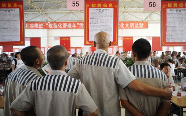 Job fair offers work to prisoners