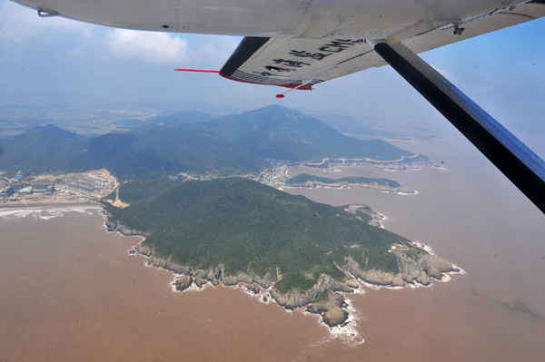 Maritime surveillance patrols over E China Sea