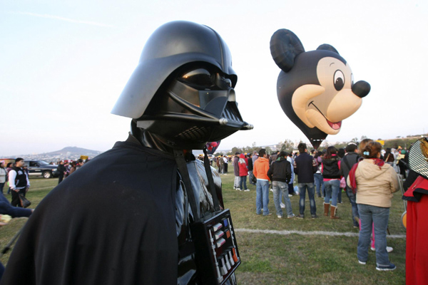 Hot-Air Balloon Festival held in Leon