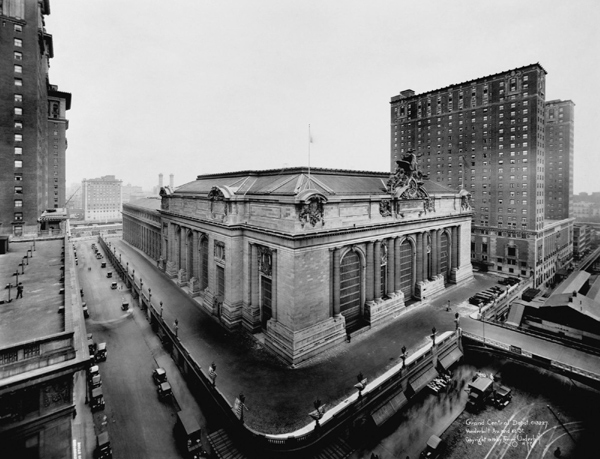 Grand Central celebrates 100 years