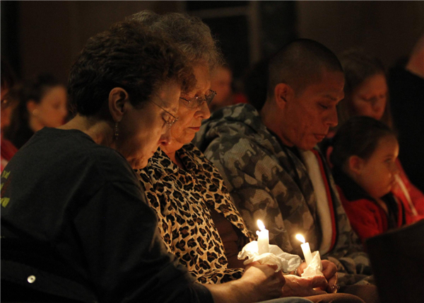 Candlelight vigil held after Texas blast