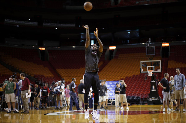 Spurs, Heat prepare for 2nd clash