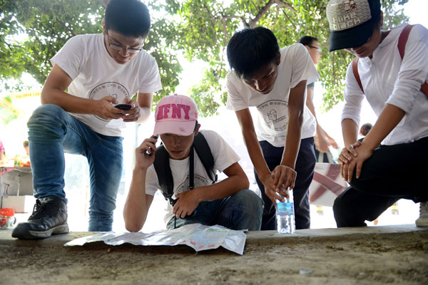 Students survival struggle in strange city