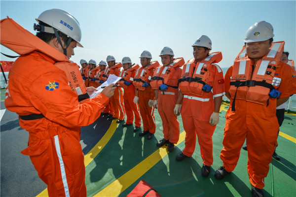 Rare glimpse into life protecting East China Sea