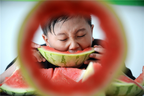 Kid's watermelon feast signals autumn 