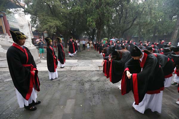 Worshiping ancient masters before new term