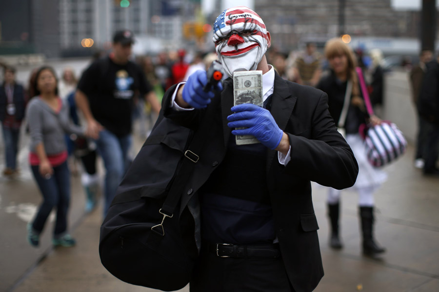 Costume bonanza at New York Comic-Con