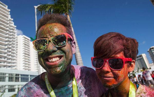 Color Run race held in Mexico