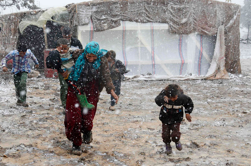 Snow sweeps across Syria and Lebanon