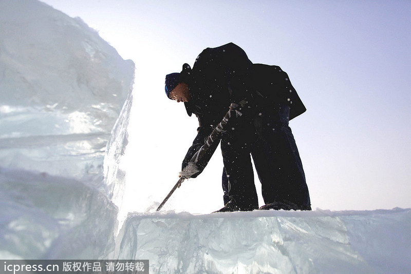 Ice breakers on Songhuajiang River