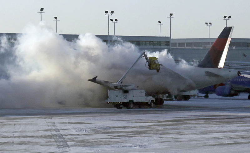 Winter in US evokes disaster movie