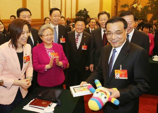 Premier Li attends panel discussion with NPC deputies from Jiangsu