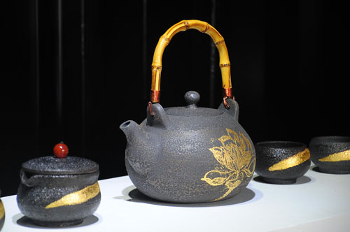 Nanjing exhibits art creations in Milan