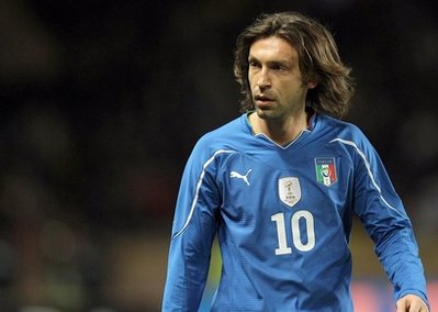 Pirlo joins Juventus on three-year deal