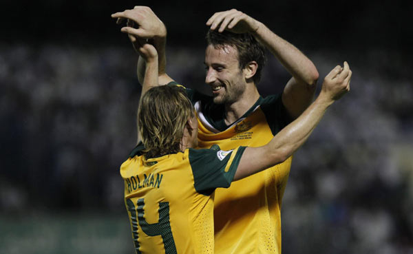 Australia win, Japan toil in World Cup