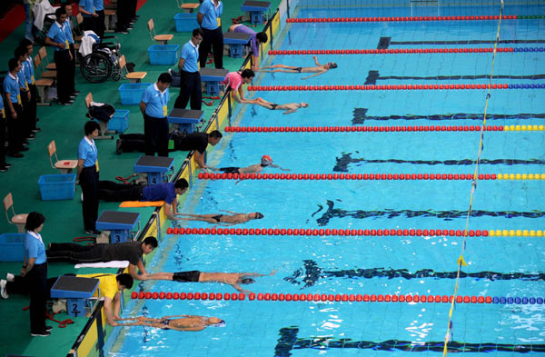 Chinese para swimmers surpass 17 world records