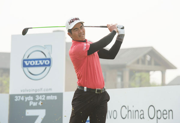 Rumford leads by 1, China's teen shoots 72 at China Open