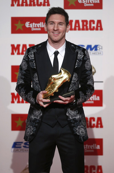 Messi receives record 3rd Golden Boot