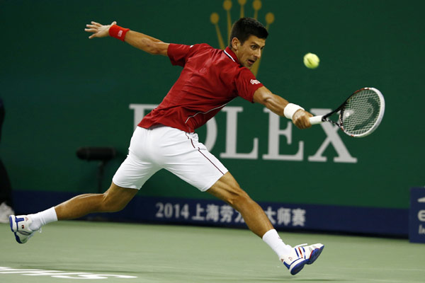 Djokovic delights his fans at Shanghai Masters