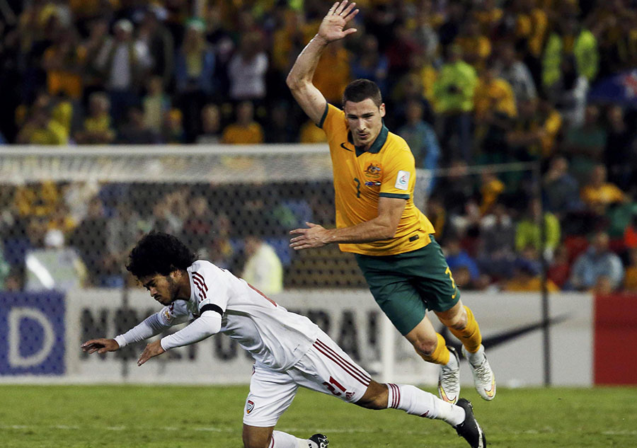 Early salvo sends hosts Australia into Asian Cup final