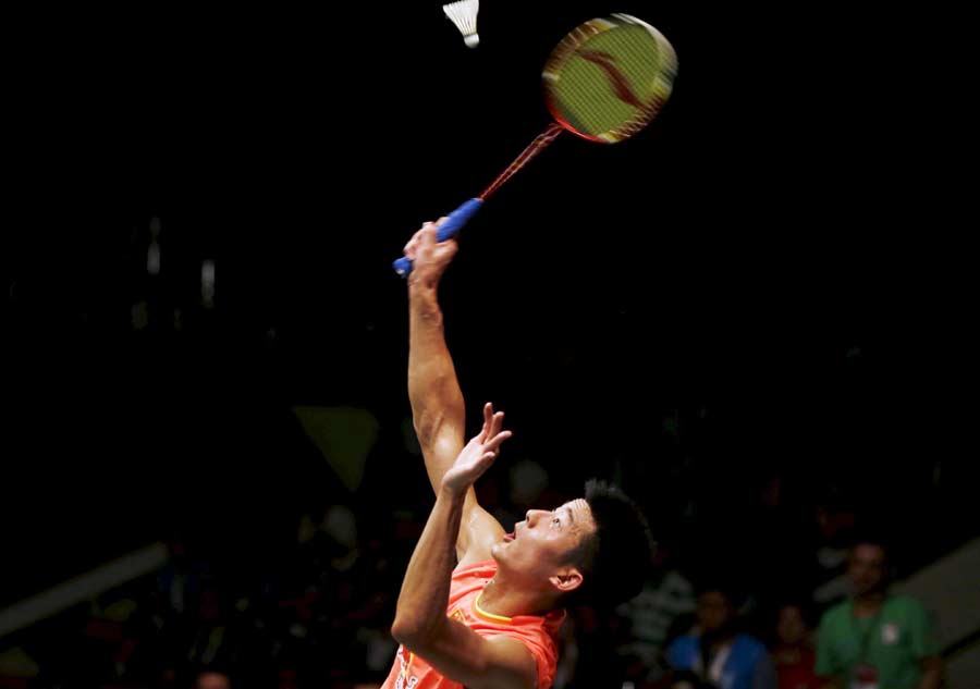 China's Chen beat Lee Chong Wei to retain world badminton crown