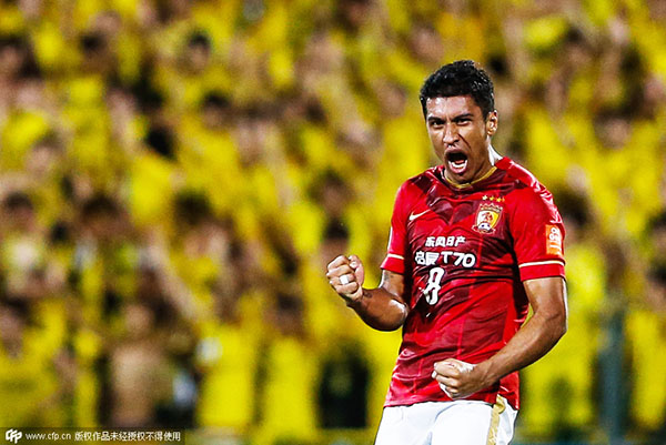 Paulinho stunner helps Guangzhou to big ACL win in Japan