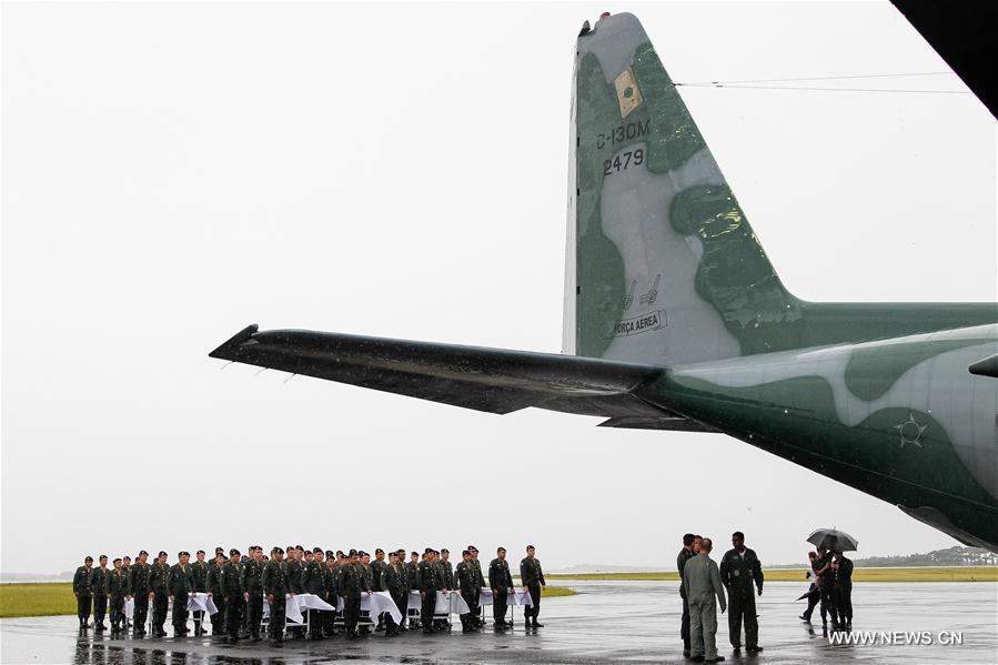 Brazil holds mass funeral for slain members of Chapecoense