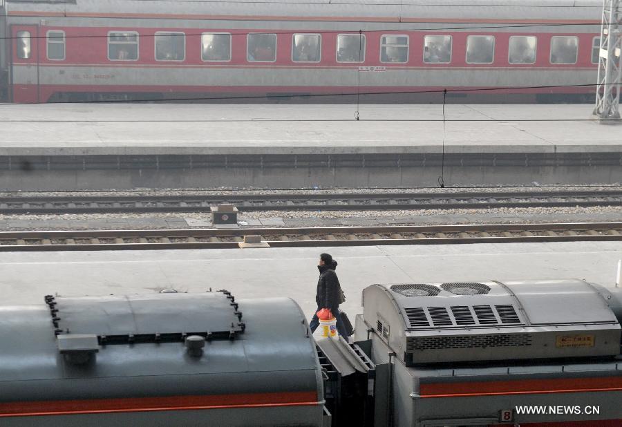 Spring Festival travel rush starts around China