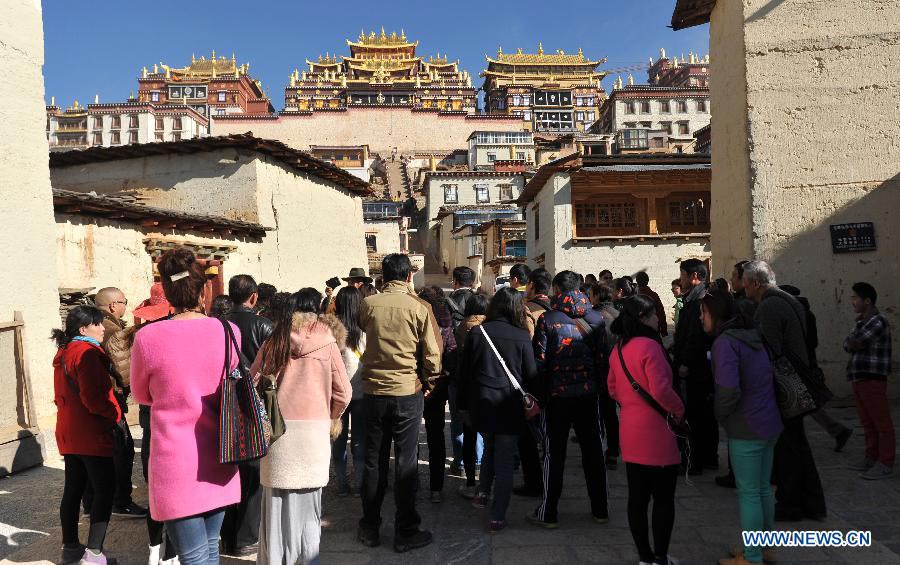 In pictures: Gedan Songzanlin Monastery