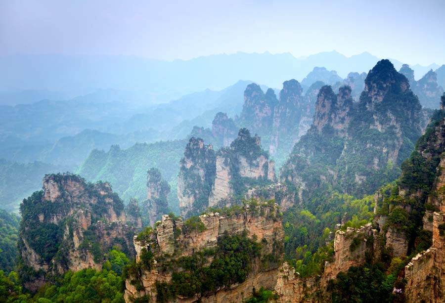 Explore China's World Heritage Site: Zhangjiajie