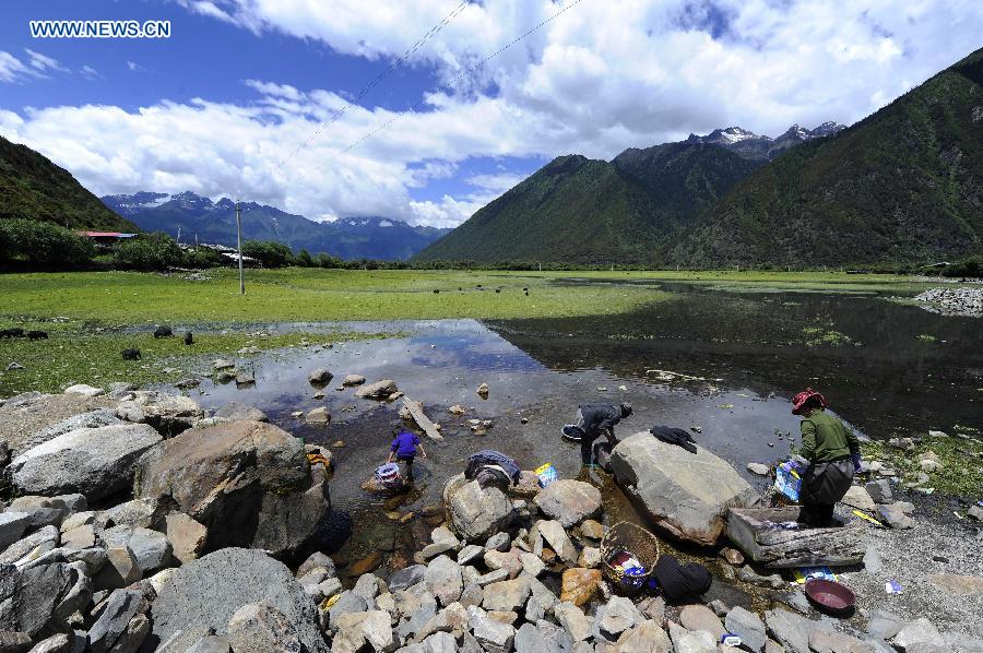 Scenery of Congo village in Tibet