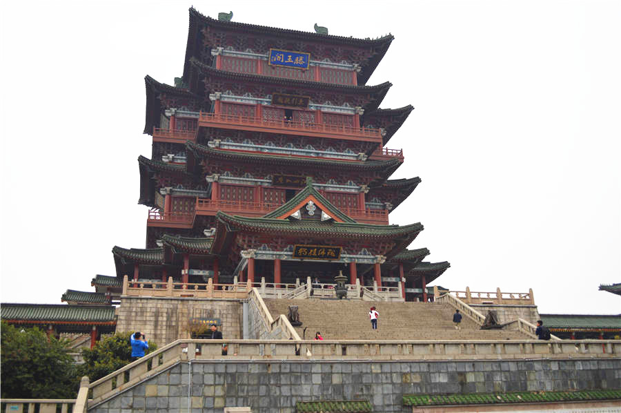 Splendid Tengwang Pavilion of Jiangxi province