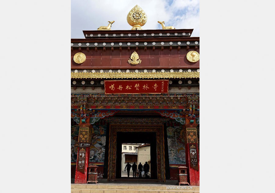 Ganden Sumtseling Monastery in Shangri-la