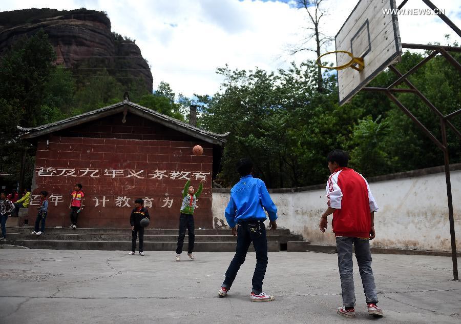 School enjoys views of natural heritage 'Three Rivers Flow'