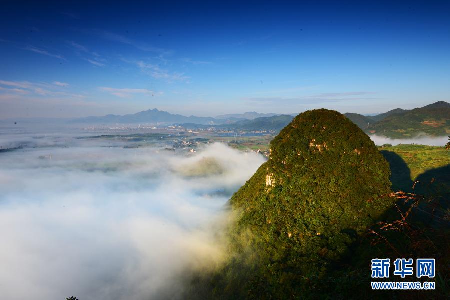 Extraordinary sight of sea of clouds in SW China