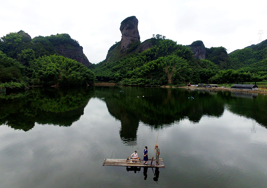 Little Lijiang River in Zhejiang ideal for rafting