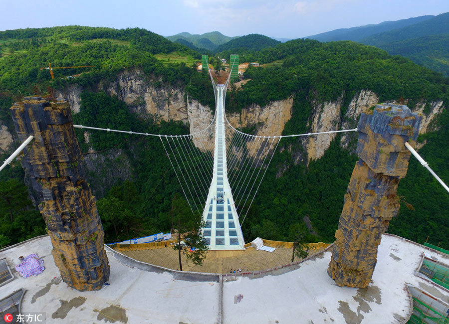 World's longest, highest glass bridge to open