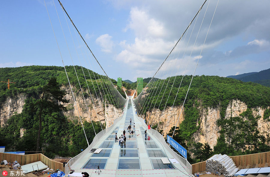 World's longest, highest glass bridge to open