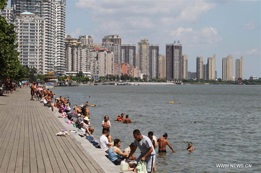 Scenery of Yalu River in Dandong