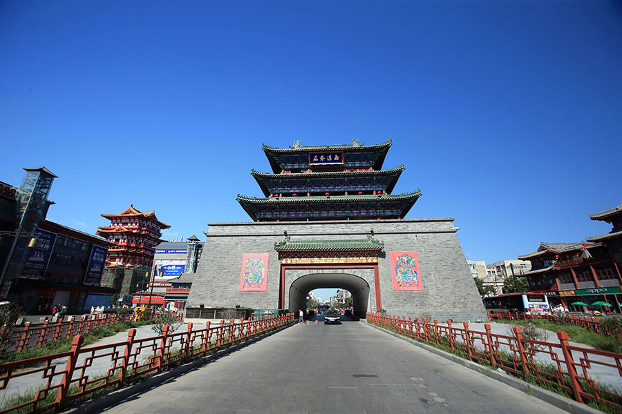 Scenes of ancient city Kaifeng in early autumn