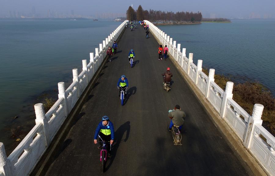 Greenways across Donghu Lake in Central China's Wuhan