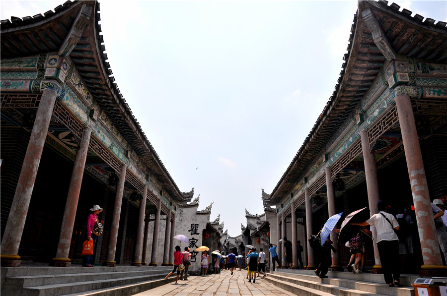 Hubei's Honghu boasts revolutionary tourist route