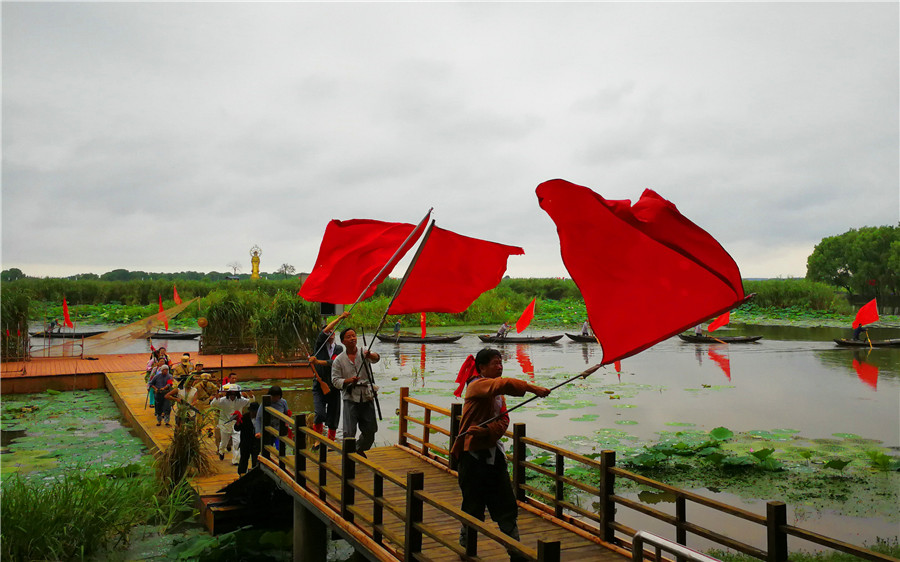 Hubei's Honghu encourages eco-agricultural tourism