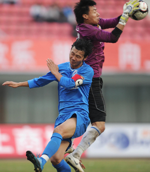 中超：天津完勝闖入亞冠 保級大戰(zhàn)末輪打響