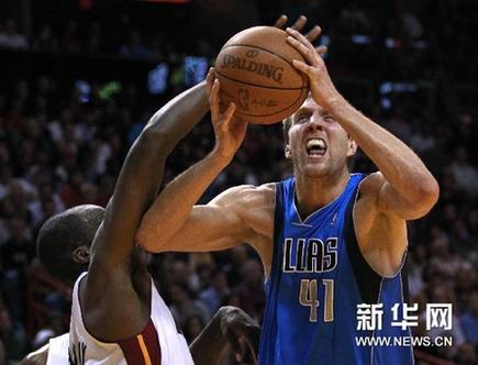 NBA：熱火不敵小牛[組圖]