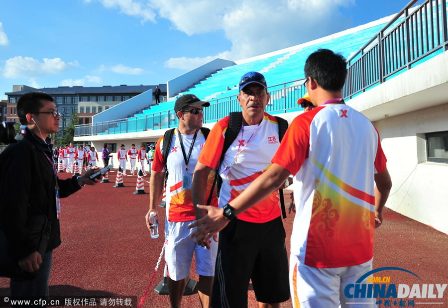 2013全運(yùn)會(huì)女子橄欖球決賽：江蘇外籍教練場邊大打出手